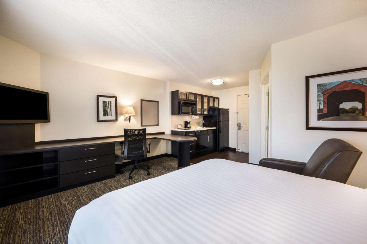 Sonesta Simply Suites Chicago Вокіган Екстер'єр фото